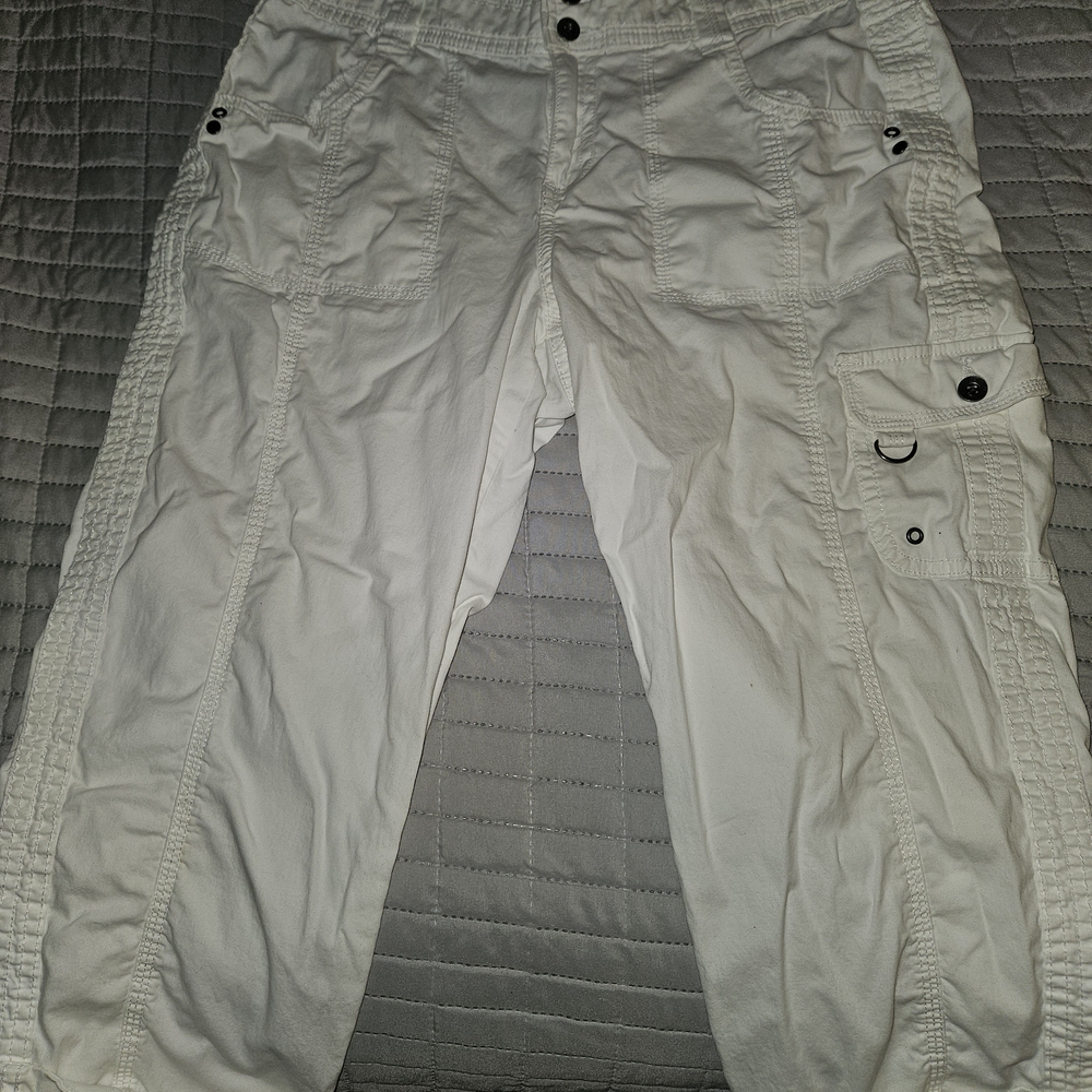 Style & Co. White Capris Relaxed Fit